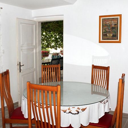 Apartments With A Parking Space Kastel Stafilic, Kastela - 5219 客房 照片