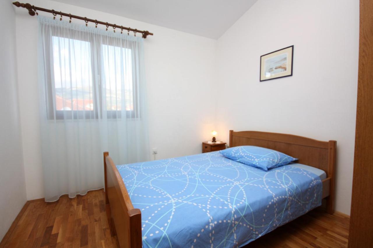 Apartments With A Parking Space Kastel Stafilic, Kastela - 5219 外观 照片