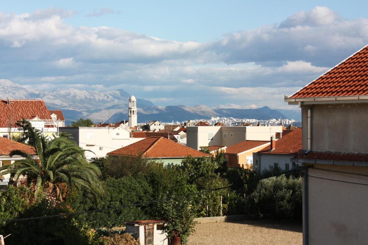 Apartments With A Parking Space Kastel Stafilic, Kastela - 5219 外观 照片