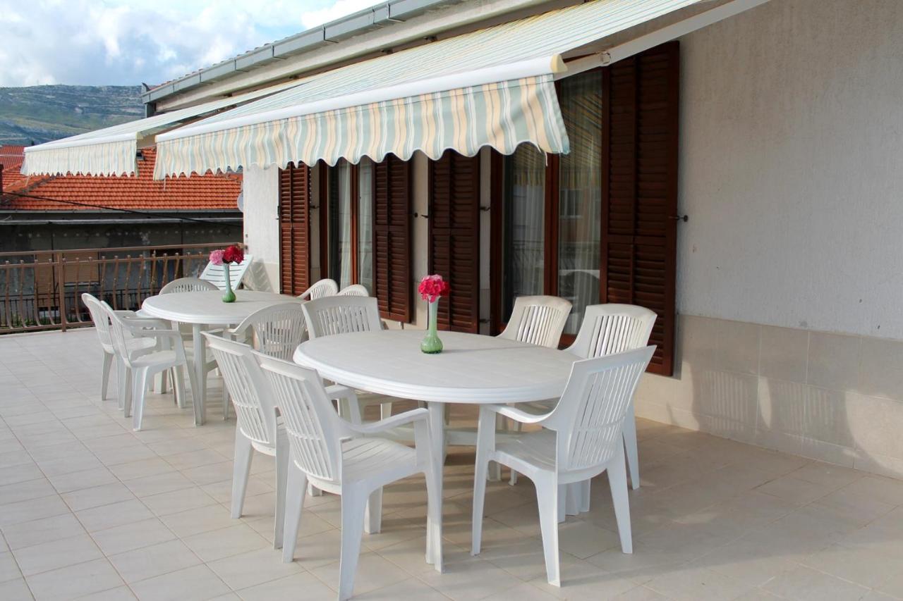 Apartments With A Parking Space Kastel Stafilic, Kastela - 5219 外观 照片