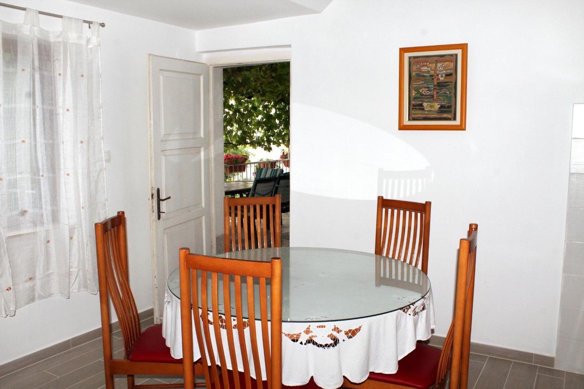 Apartments With A Parking Space Kastel Stafilic, Kastela - 5219 客房 照片