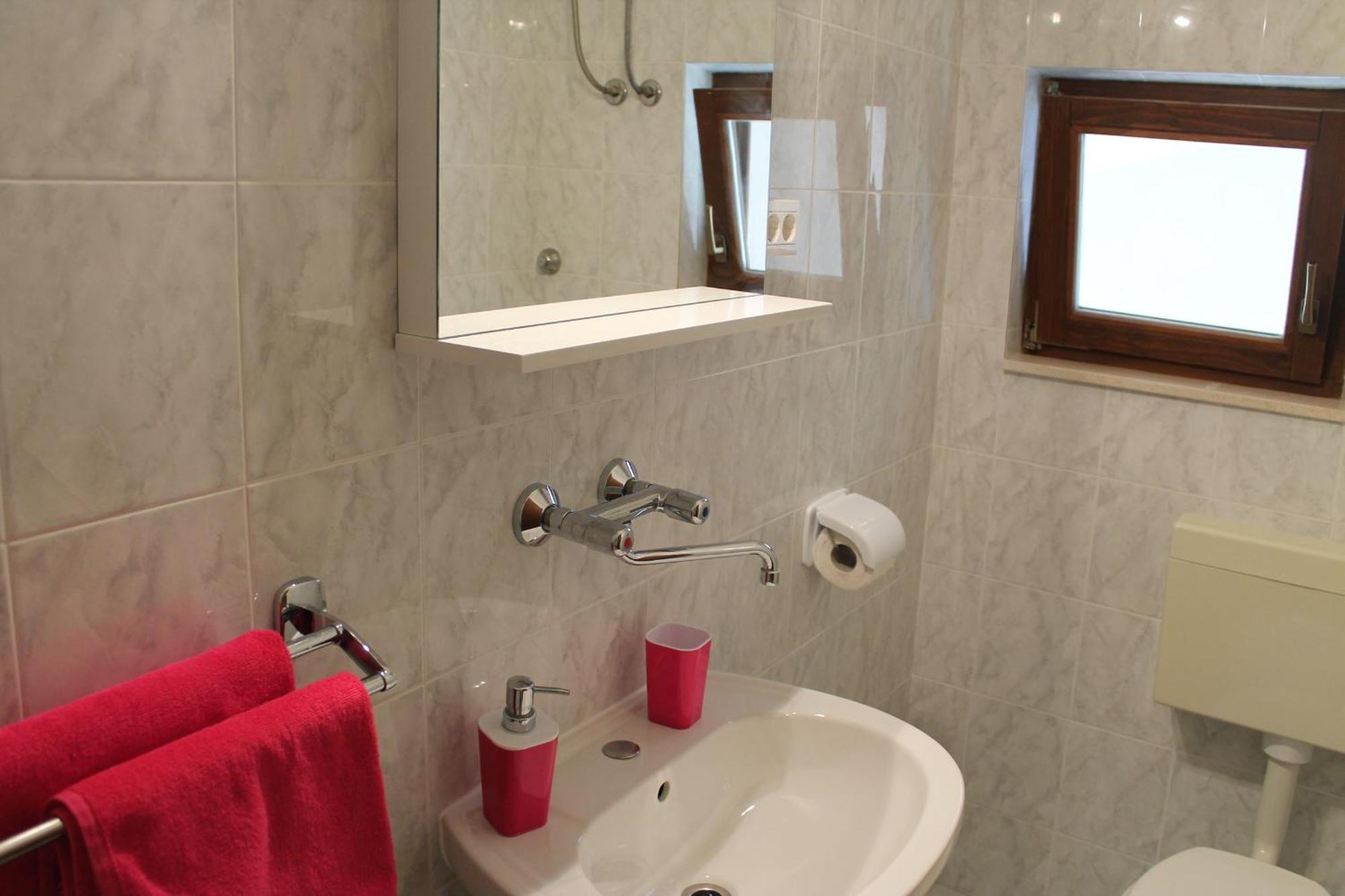 Apartments With A Parking Space Kastel Stafilic, Kastela - 5219 客房 照片